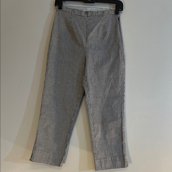 EUC Territories Black and White Checkered capri pants size 8 - Picture 1 of 6